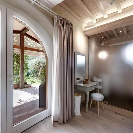 Cuprena Farm stay *