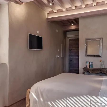 Cuprena Farm stay *